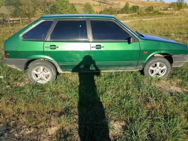 Зеленый ВАЗ 2109, объемом двигателя 0 л и пробегом 90 тыс. км за 901 $, фото 1 на Automoto.ua