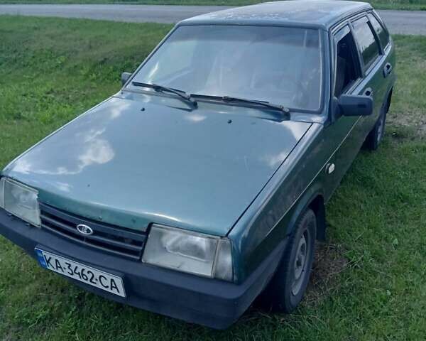 Зеленый ВАЗ 2109, объемом двигателя 1.5 л и пробегом 282 тыс. км за 1100 $, фото 1 на Automoto.ua