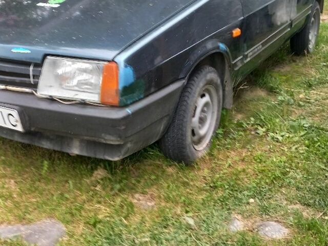 Зелений ВАЗ 2109, об'ємом двигуна 1 л та пробігом 337 тис. км за 1000 $, фото 1 на Automoto.ua