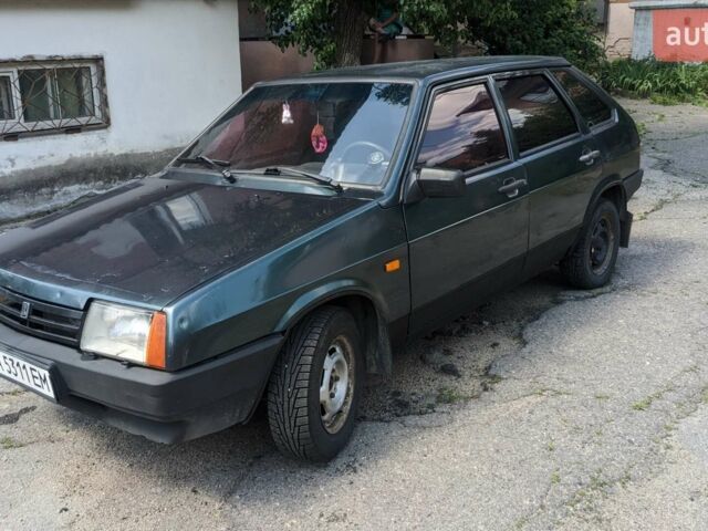 Зеленый ВАЗ 2109, объемом двигателя 1.5 л и пробегом 200 тыс. км за 1350 $, фото 1 на Automoto.ua