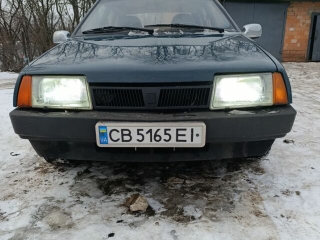 Зеленый ВАЗ 2109, объемом двигателя 1.5 л и пробегом 200 тыс. км за 1150 $, фото 1 на Automoto.ua