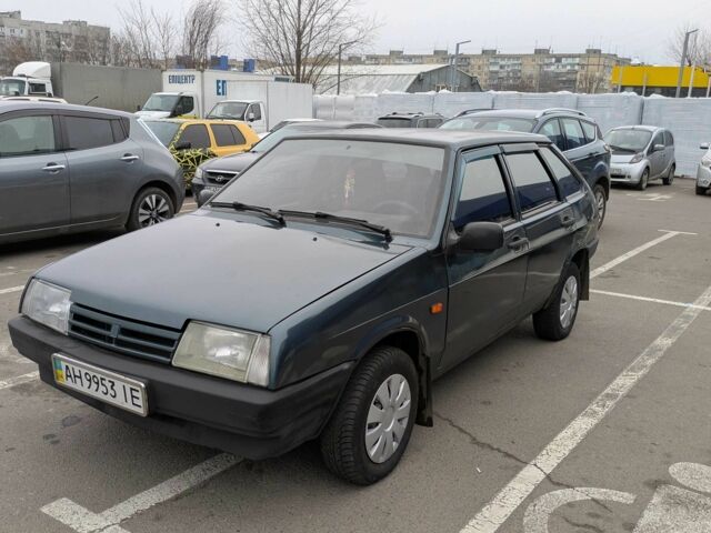 Зелений ВАЗ 2109, об'ємом двигуна 1.5 л та пробігом 283 тис. км за 2397 $, фото 1 на Automoto.ua