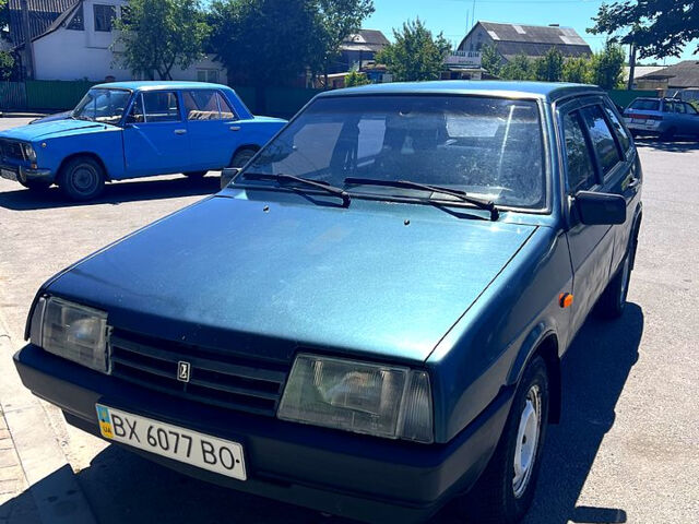 Зеленый ВАЗ 2109, объемом двигателя 1.5 л и пробегом 285 тыс. км за 1100 $, фото 1 на Automoto.ua