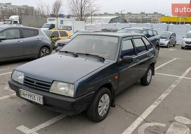 Зеленый ВАЗ 2109, объемом двигателя 1.5 л и пробегом 278 тыс. км за 2410 $, фото 1 на Automoto.ua