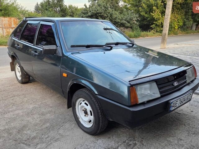 Зелений ВАЗ 2109, об'ємом двигуна 1.5 л та пробігом 233 тис. км за 2000 $, фото 1 на Automoto.ua
