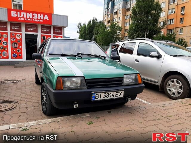 Зеленый ВАЗ 2109, объемом двигателя 1.5 л и пробегом 213 тыс. км за 2000 $, фото 1 на Automoto.ua