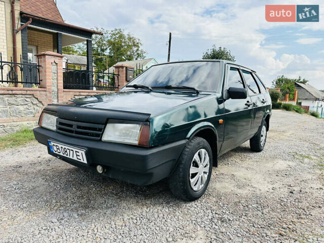 Зеленый ВАЗ 2109, объемом двигателя 1.5 л и пробегом 334 тыс. км за 1200 $, фото 1 на Automoto.ua
