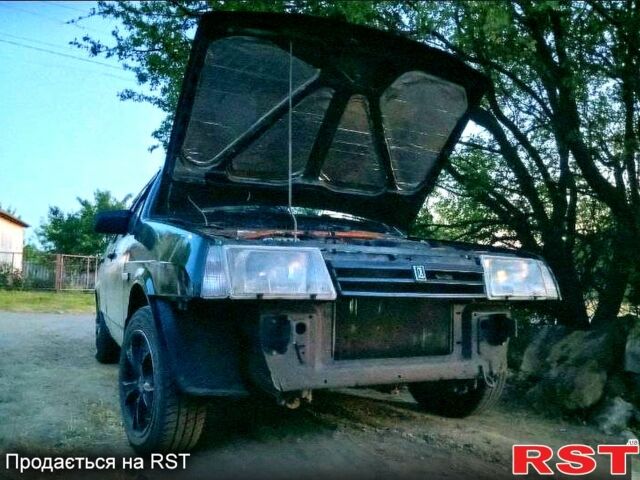 Зелений ВАЗ 2109, об'ємом двигуна 1.5 л та пробігом 261 тис. км за 2300 $, фото 1 на Automoto.ua
