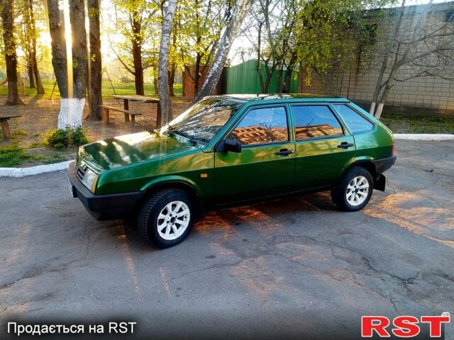 Зеленый ВАЗ 2109, объемом двигателя 1.5 л и пробегом 230 тыс. км за 1600 $, фото 1 на Automoto.ua