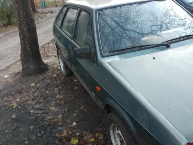 Зеленый ВАЗ 2109, объемом двигателя 0 л и пробегом 300 тыс. км за 1419 $, фото 1 на Automoto.ua
