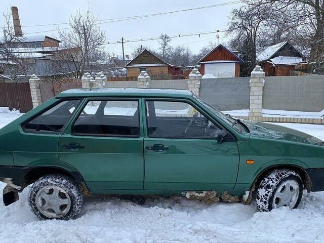 Зелений ВАЗ 2109, об'ємом двигуна 1.5 л та пробігом 154 тис. км за 20 $, фото 1 на Automoto.ua