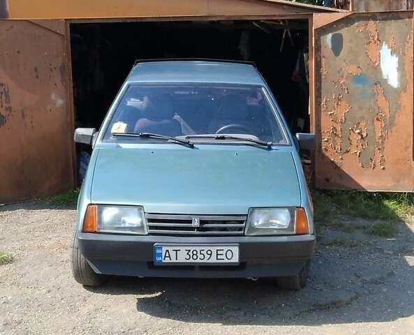 Зеленый ВАЗ 2109, объемом двигателя 1.6 л и пробегом 230 тыс. км за 1350 $, фото 1 на Automoto.ua