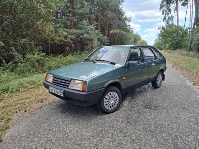 Зелений ВАЗ 2109, об'ємом двигуна 1.6 л та пробігом 233 тис. км за 896 $, фото 1 на Automoto.ua