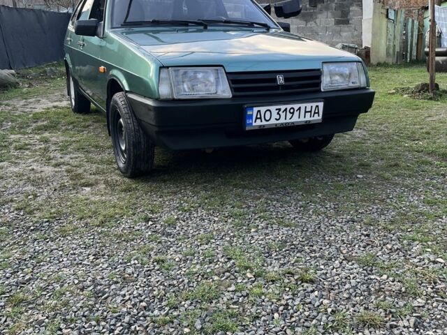 Зелений ВАЗ 2109, об'ємом двигуна 1.6 л та пробігом 90 тис. км за 2000 $, фото 1 на Automoto.ua