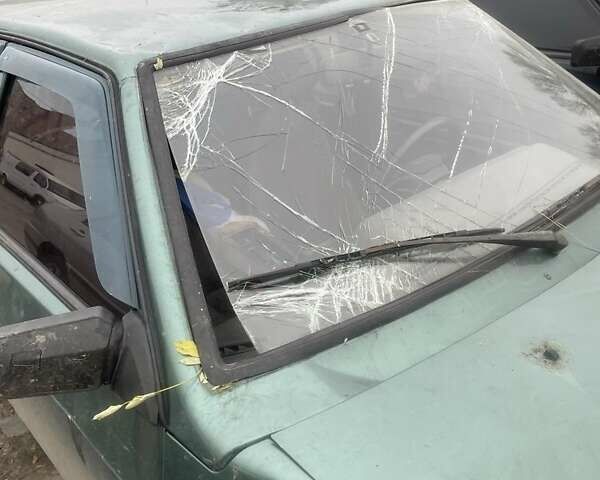 Зеленый ВАЗ 2109, объемом двигателя 1.6 л и пробегом 269 тыс. км за 571 $, фото 1 на Automoto.ua