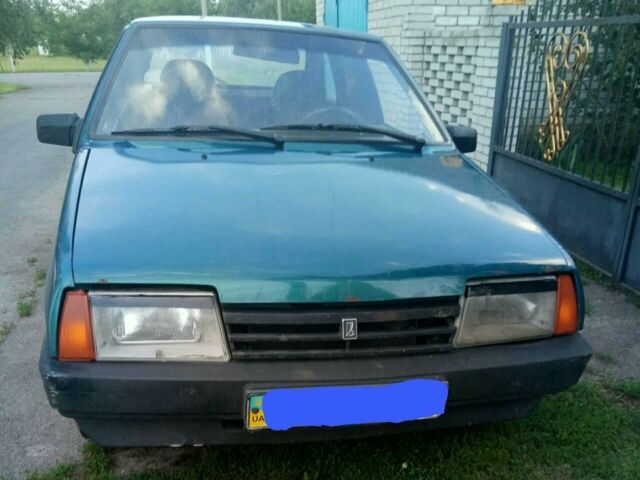 Зелений ВАЗ 2109, об'ємом двигуна 1.6 л та пробігом 280 тис. км за 1600 $, фото 1 на Automoto.ua