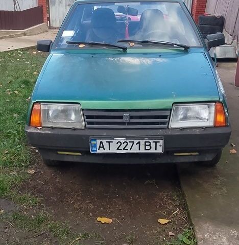 Зеленый ВАЗ 2109, объемом двигателя 1.5 л и пробегом 34 тыс. км за 1100 $, фото 1 на Automoto.ua