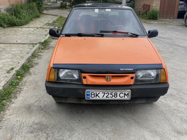 Оранжевый ВАЗ 2109, объемом двигателя 1.5 л и пробегом 1 тыс. км за 1500 $, фото 1 на Automoto.ua