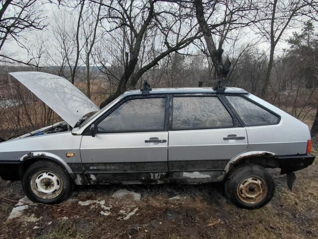 Оранжевый ВАЗ 2109, объемом двигателя 2 л и пробегом 20 тыс. км за 452 $, фото 1 на Automoto.ua