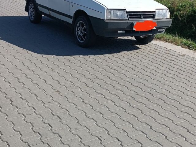 Белый ВАЗ 21093, объемом двигателя 1.5 л и пробегом 9 тыс. км за 667 $, фото 1 на Automoto.ua