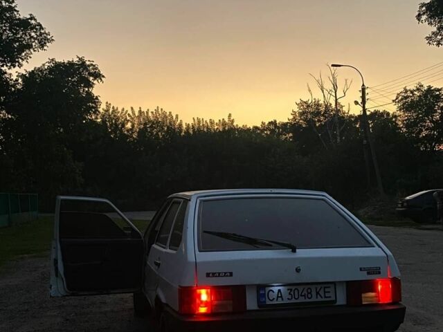 Белый ВАЗ 21093, объемом двигателя 1.5 л и пробегом 2 тыс. км за 999 $, фото 1 на Automoto.ua