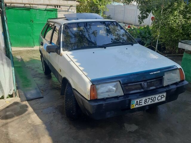 Белый ВАЗ 21093, объемом двигателя 1.5 л и пробегом 3 тыс. км за 1000 $, фото 1 на Automoto.ua