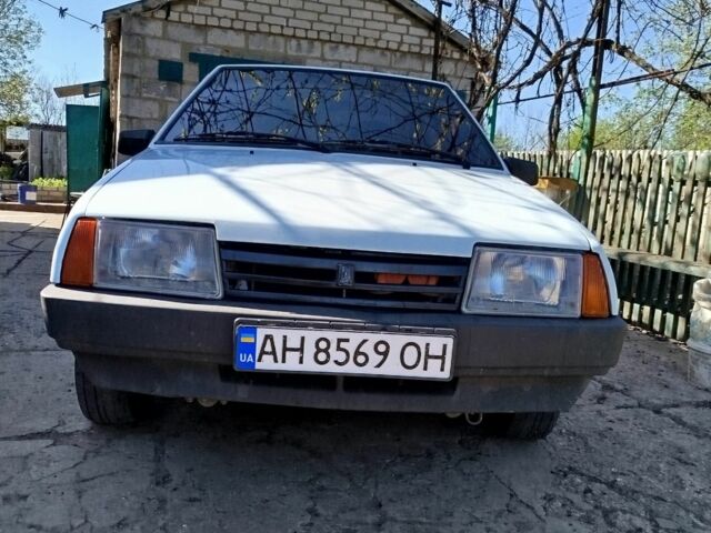 Белый ВАЗ 21093, объемом двигателя 1.5 л и пробегом 100 тыс. км за 1028 $, фото 1 на Automoto.ua