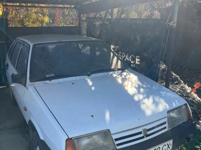 Белый ВАЗ 21093, объемом двигателя 1.5 л и пробегом 300 тыс. км за 790 $, фото 1 на Automoto.ua