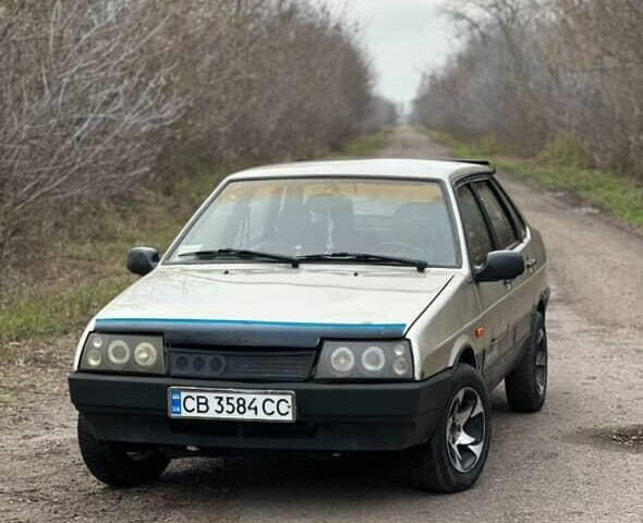 Бежевый ВАЗ 21093, объемом двигателя 2 л и пробегом 350 тыс. км за 1250 $, фото 1 на Automoto.ua