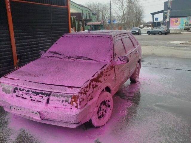 Красный ВАЗ 21093, объемом двигателя 1.5 л и пробегом 100 тыс. км за 803 $, фото 1 на Automoto.ua