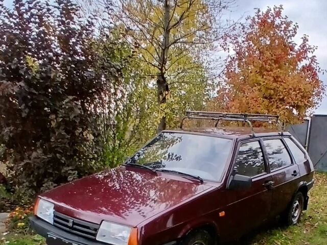 ВАЗ 21093 2007 в Луцке на Automoto.ua Красный ВАЗ 21093, объемом двигателя 0 л и пробегом 54 тыс. км за 2450 $, фото 1 на Automoto.ua
