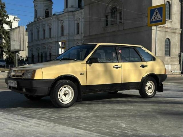 Желтый ВАЗ 21093, объемом двигателя 1.3 л и пробегом 85 тыс. км за 1400 $, фото 1 на Automoto.ua