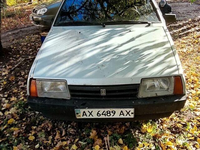 Серый ВАЗ 21093, объемом двигателя 1.5 л и пробегом 250 тыс. км за 1000 $, фото 1 на Automoto.ua