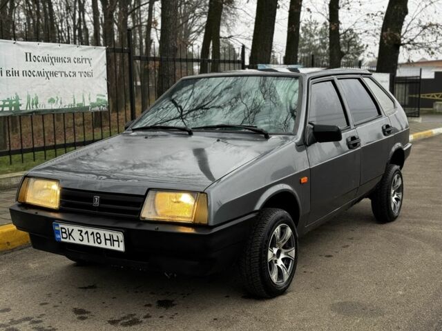 Серый ВАЗ 21093, объемом двигателя 1.5 л и пробегом 203 тыс. км за 1250 $, фото 1 на Automoto.ua