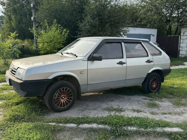 Сірий ВАЗ 21093, об'ємом двигуна 1.5 л та пробігом 140 тис. км за 1004 $, фото 1 на Automoto.ua