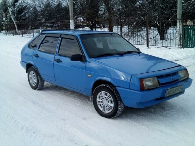 Синий ВАЗ 21093, объемом двигателя 1.5 л и пробегом 130 тыс. км за 1800 $, фото 1 на Automoto.ua