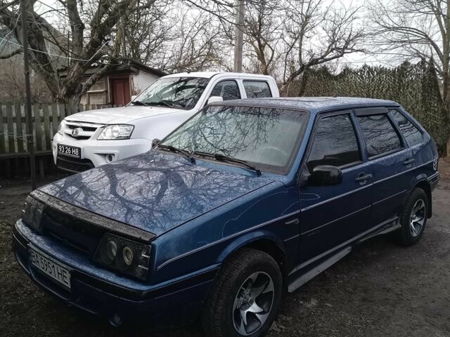 Синий ВАЗ 21093, объемом двигателя 1.5 л и пробегом 250 тыс. км за 1800 $, фото 1 на Automoto.ua