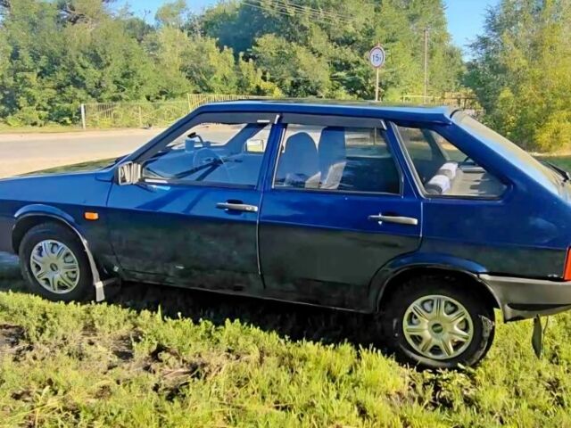 Синий ВАЗ 21093, объемом двигателя 1.5 л и пробегом 109 тыс. км за 1800 $, фото 1 на Automoto.ua