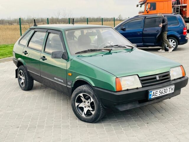 Зеленый ВАЗ 21093, объемом двигателя 1.5 л и пробегом 150 тыс. км за 1599 $, фото 1 на Automoto.ua