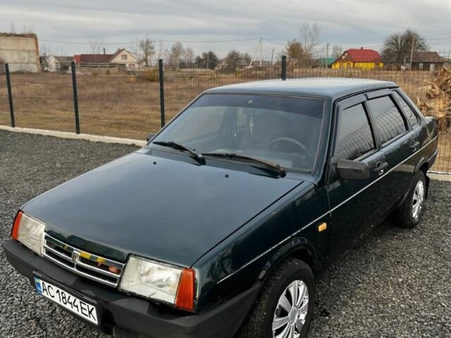 Зеленый ВАЗ 21093, объемом двигателя 1.5 л и пробегом 100 тыс. км за 1500 $, фото 1 на Automoto.ua