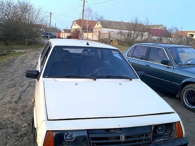 Белый ВАЗ 21099, объемом двигателя 1.3 л и пробегом 289 тыс. км за 650 $, фото 1 на Automoto.ua