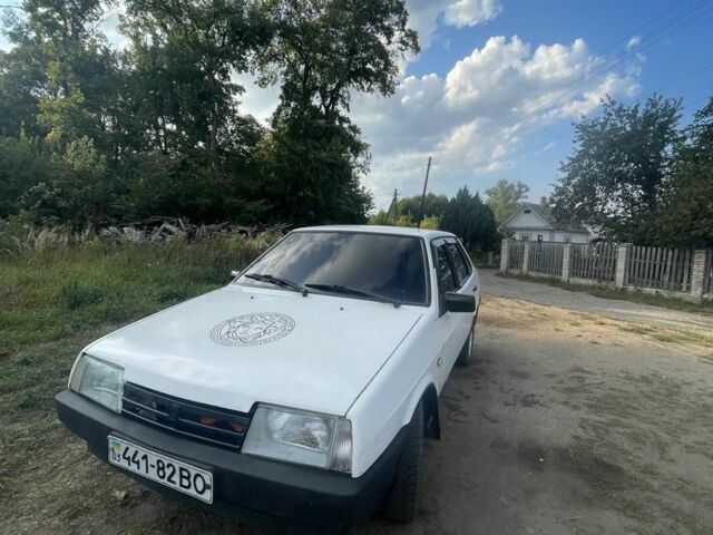 Белый ВАЗ 21099, объемом двигателя 1.3 л и пробегом 456 тыс. км за 700 $, фото 1 на Automoto.ua
