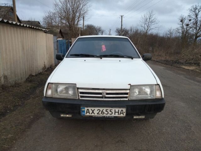 Білий ВАЗ 21099, об'ємом двигуна 1.5 л та пробігом 394 тис. км за 1100 $, фото 1 на Automoto.ua