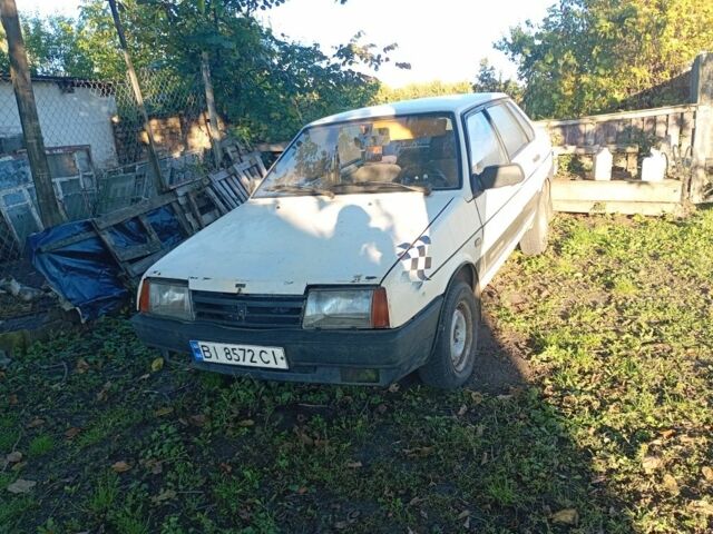 Белый ВАЗ 21099, объемом двигателя 1.5 л и пробегом 159 тыс. км за 671 $, фото 1 на Automoto.ua