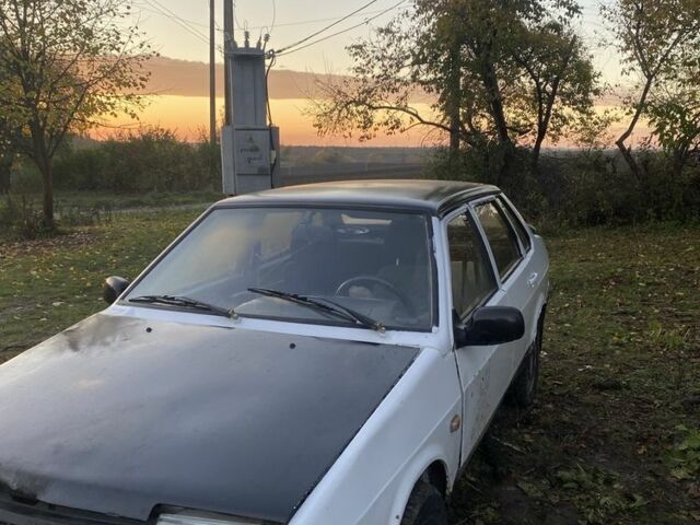 Білий ВАЗ 21099, об'ємом двигуна 1.5 л та пробігом 129 тис. км за 799 $, фото 1 на Automoto.ua