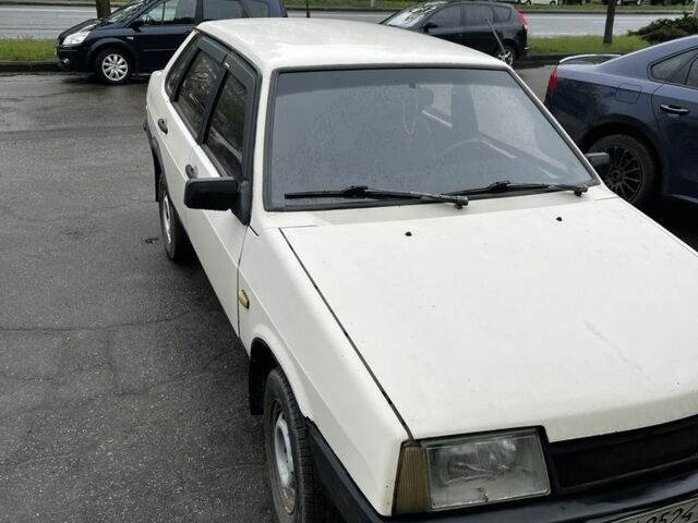 Белый ВАЗ 21099, объемом двигателя 0 л и пробегом 2 тыс. км за 1000 $, фото 1 на Automoto.ua