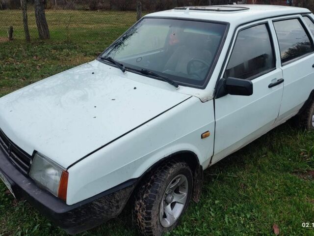 Белый ВАЗ 21099, объемом двигателя 1.5 л и пробегом 1 тыс. км за 850 $, фото 1 на Automoto.ua