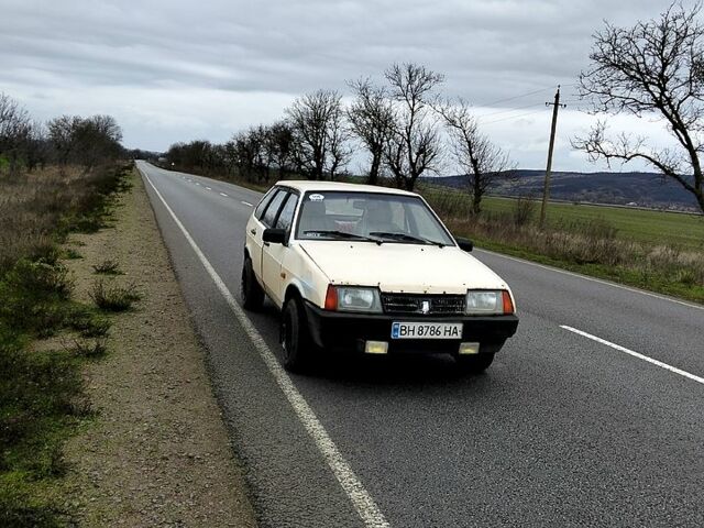 Белый ВАЗ 21099, объемом двигателя 1.5 л и пробегом 0 тыс. км за 550 $, фото 1 на Automoto.ua