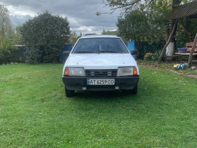 Белый ВАЗ 21099, объемом двигателя 1.5 л и пробегом 245 тыс. км за 300 $, фото 1 на Automoto.ua