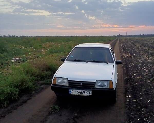 Белый ВАЗ 21099, объемом двигателя 1.5 л и пробегом 10 тыс. км за 850 $, фото 1 на Automoto.ua